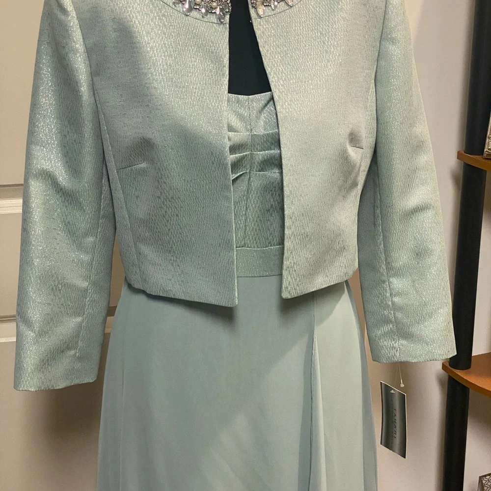 TAHARI CHIFFON GOWN WITH JACKET SIZE 8 METALLIC JACQUARD ARTHUR LEVINE MINT. - Picture 14 of 15